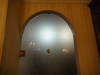 Стеклянная дверь - фото 11